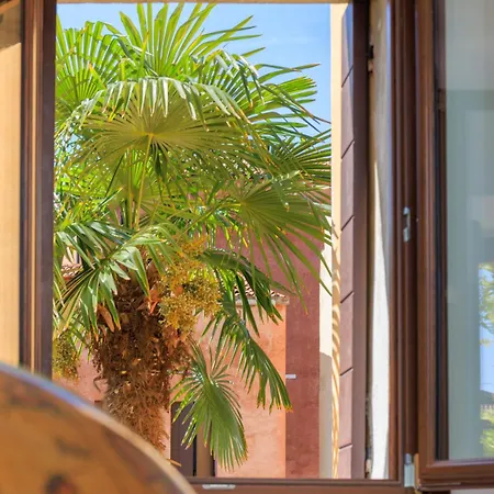 Apartment Casa Dell'aviatore Con Terrazza Sul Giardino