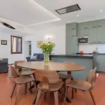 Casa Dell'aviatore Con Terrazza Sul Giardino Apartment *