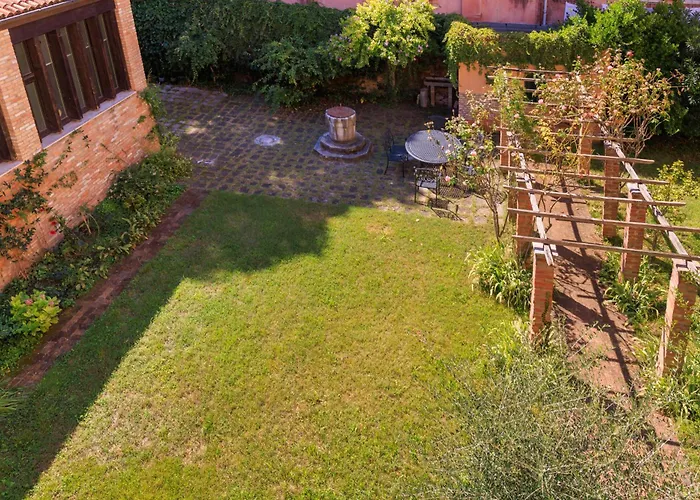 Casa Dell'aviatore Con Terrazza Sul Giardino *